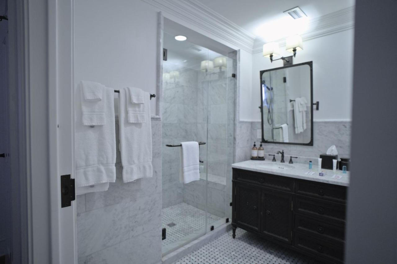 Royal Frenchmen Hotel&bar Hotel New Orleans