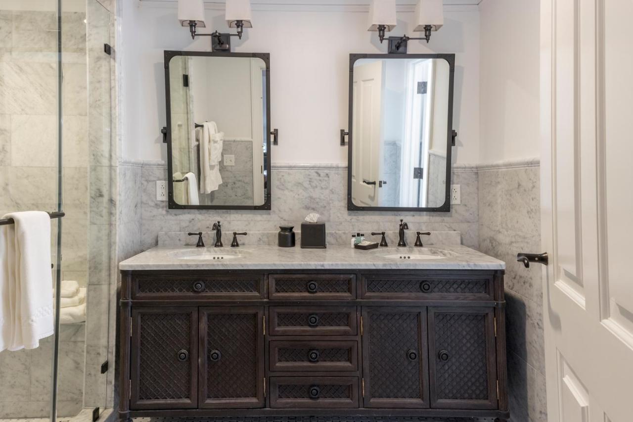 Royal Frenchmen Hotel&bar Hotel New Orleans